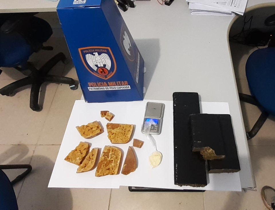 Polícia Militar cumpre mandado de prisão e apreende arma de fogo e drogas em Afonso Cláudio