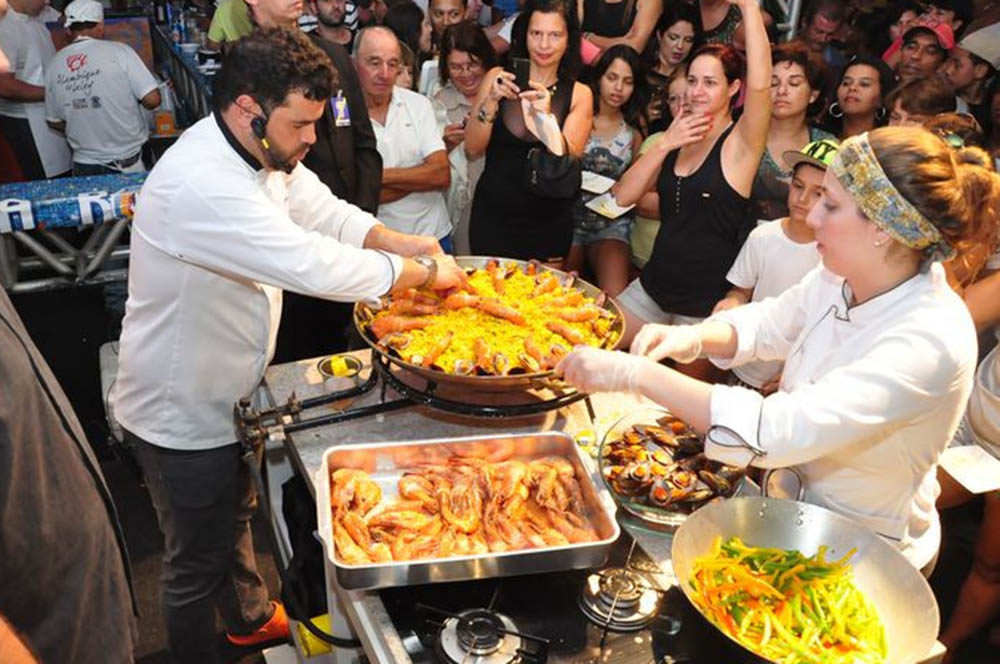 Festival Food Truck com boa gastronomia e shows