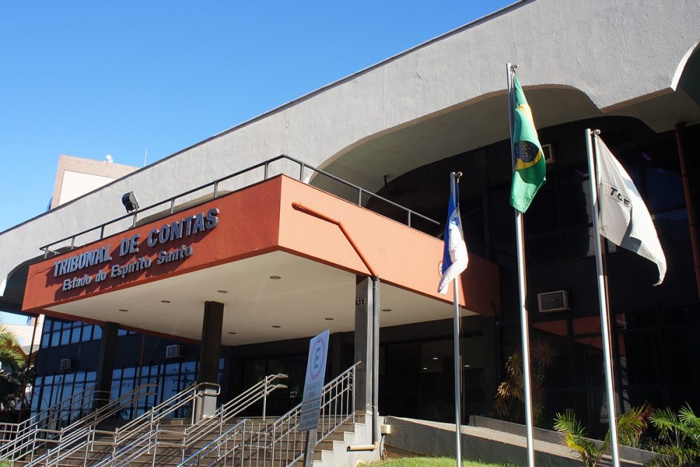 Tribunal de Contas do ES abre processo seletivo