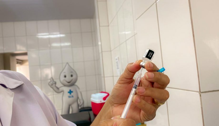 Vacina bivalente liberada para pessoas a partir de 18 anos nos postos de Cachoeiro