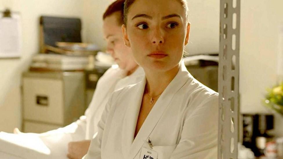 Após assustar população com telejornais, Globo vai ter personagem de novela internada por Covid-19