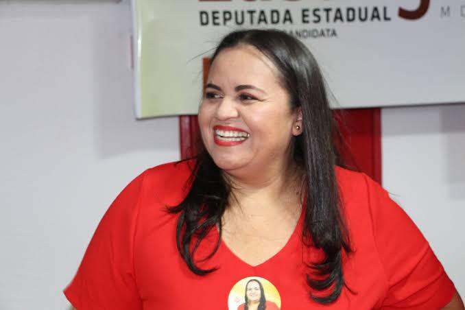 FARRA COM DINHEIRO PÚBLICO NO PIAUÍ PAGA HOTEL PARA DEPUTADOS SE TRATAREM DA COVID; BENEFÍCIOS SE ESTENDEM ATÉ PARA ACOMPANHANTES