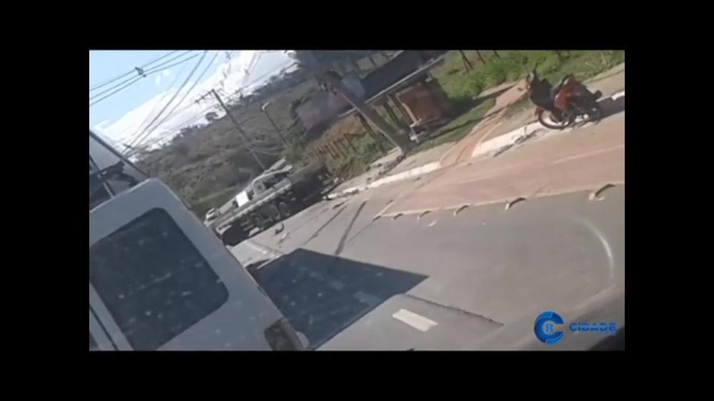 (Veja o Vídeo) Acidente com carreta na Rodovia em Morro Grande