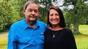 Mulher doa rim para policial que a prendeu várias vezes