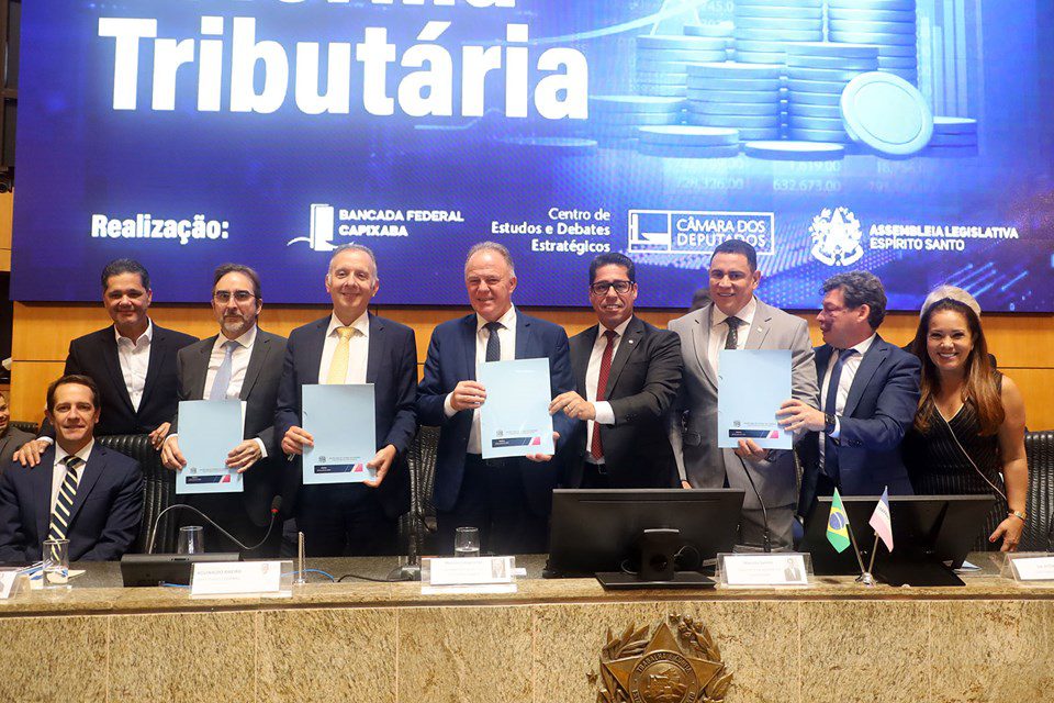 Governador e Assembleia entregam propostas do Espírito Santo para a reforma tributária