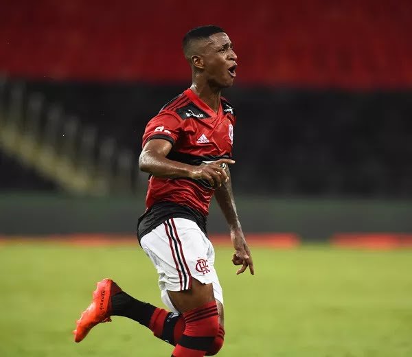 (Veja o Vídeo ) Flamengo vence na estréia do campeonato Carioca 