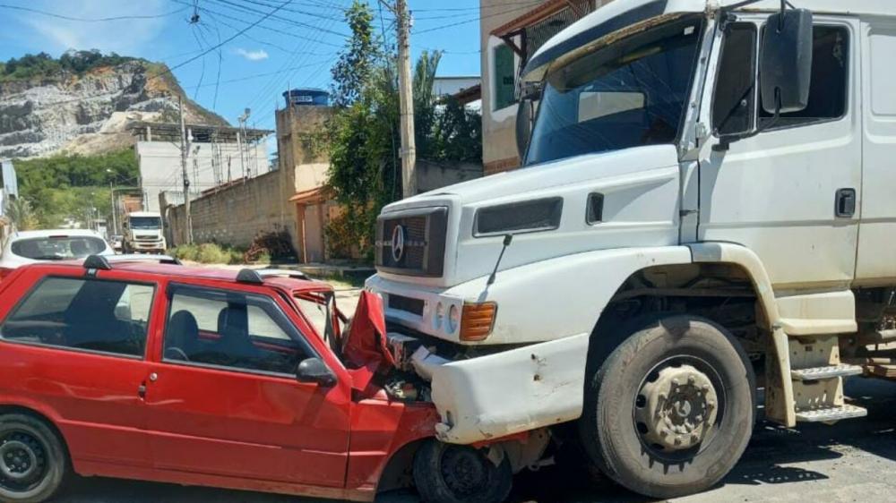 Acidente grave no bairro IBC em Cachoeiro