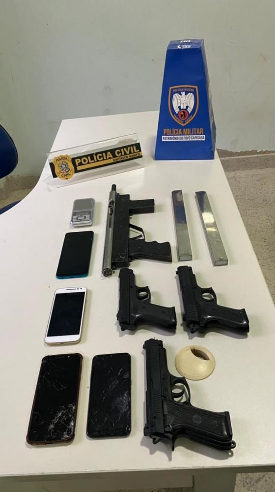 PCES e PMES prendem suspeitos e apreendem submetralhadora em Guarapari