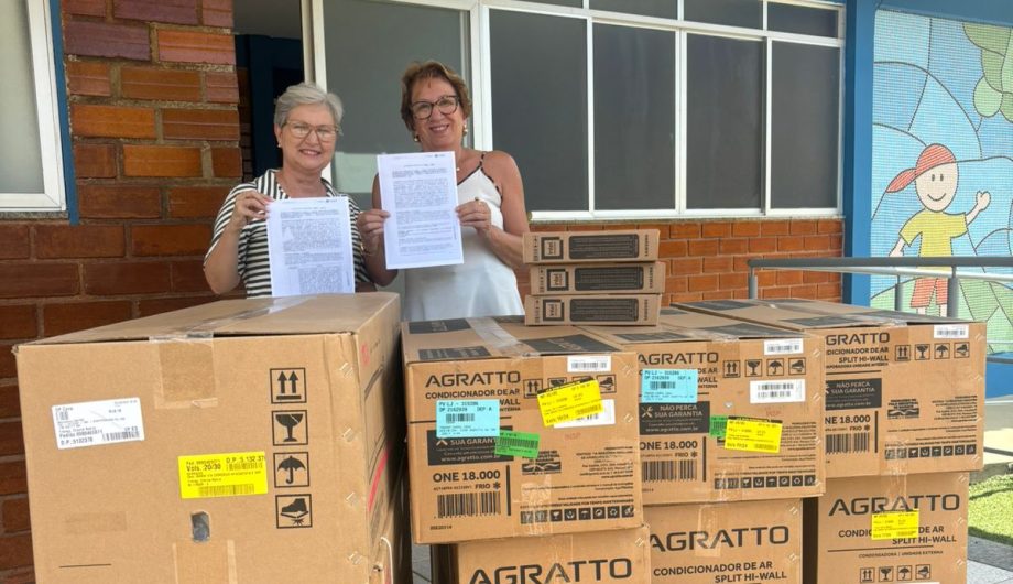 Prefeitura entrega computadores e aparelhos de ar-condicionado à Apae