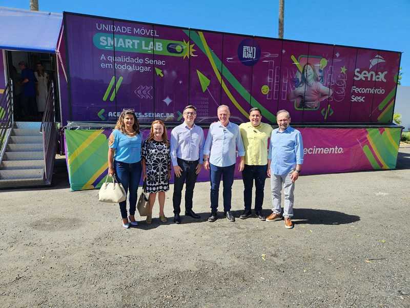 Carretas itinerantes estacionam em 7 cidades