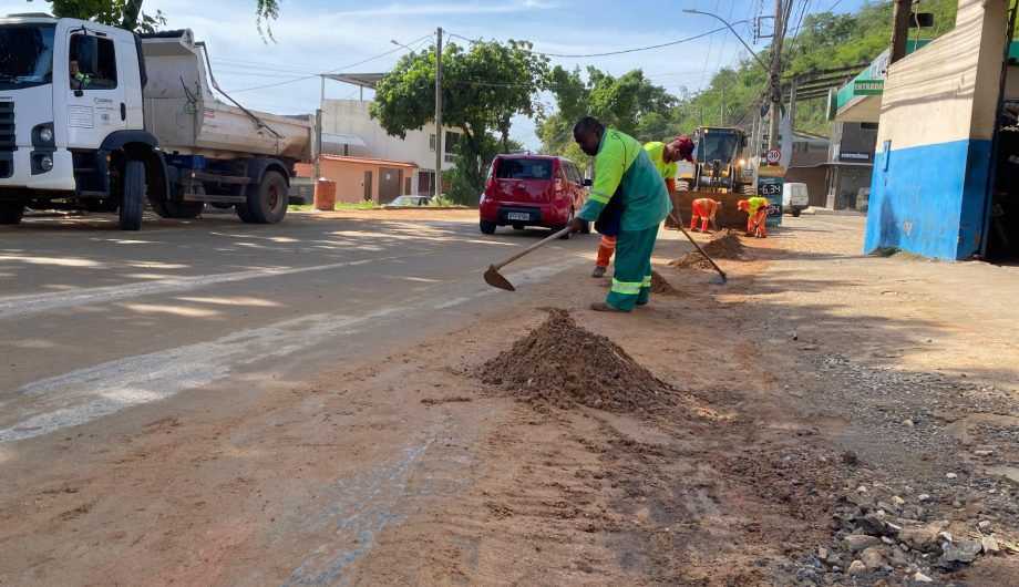 Prefeitura mobiliza equipes para limpeza e desobstrução de vias após temporal
