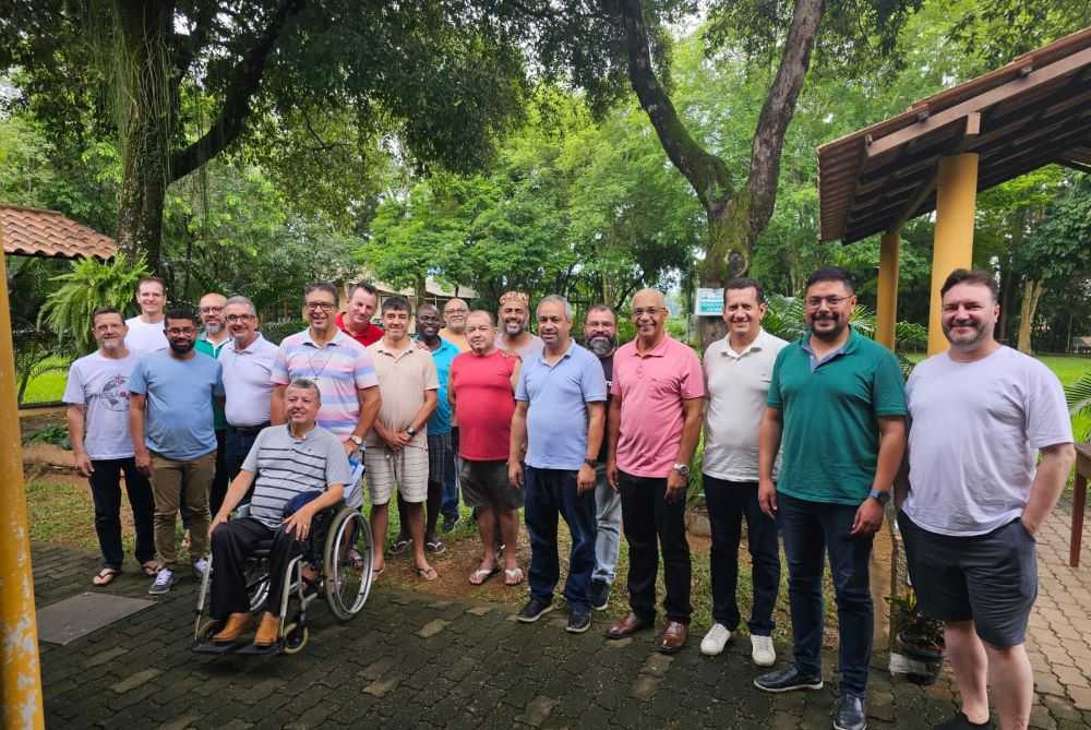 Padres participam de formação anual
