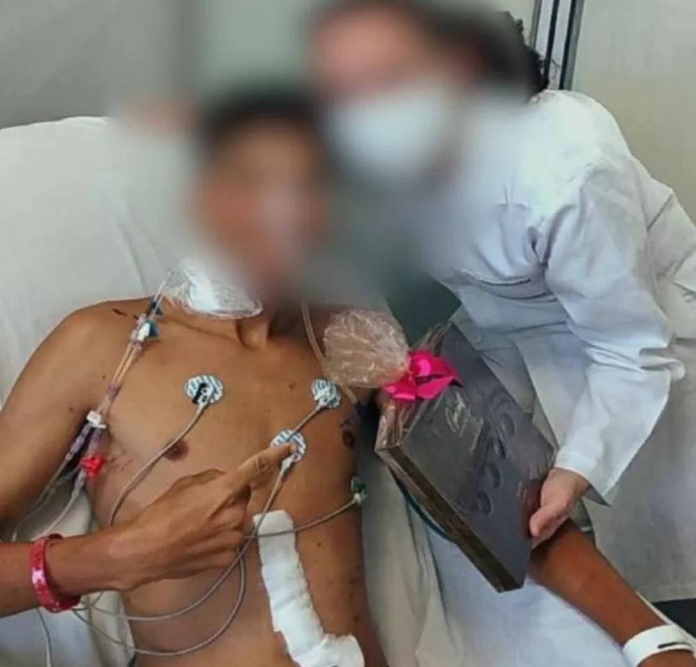 Polícia conclui que namorada agrediu jovem e que casal estava sozinho em praia