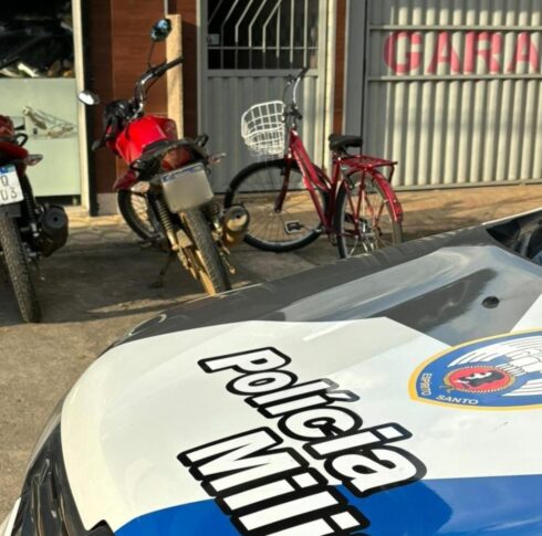 Mulher é detida com moto clonada