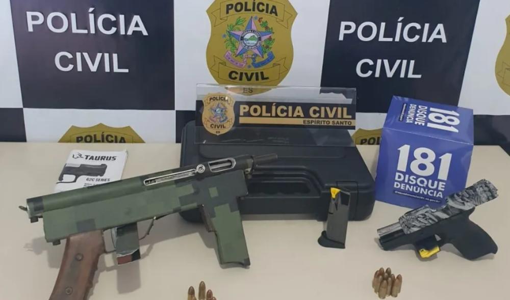 Operação da Polícia Civil prende três homens com armas de fogo e munições