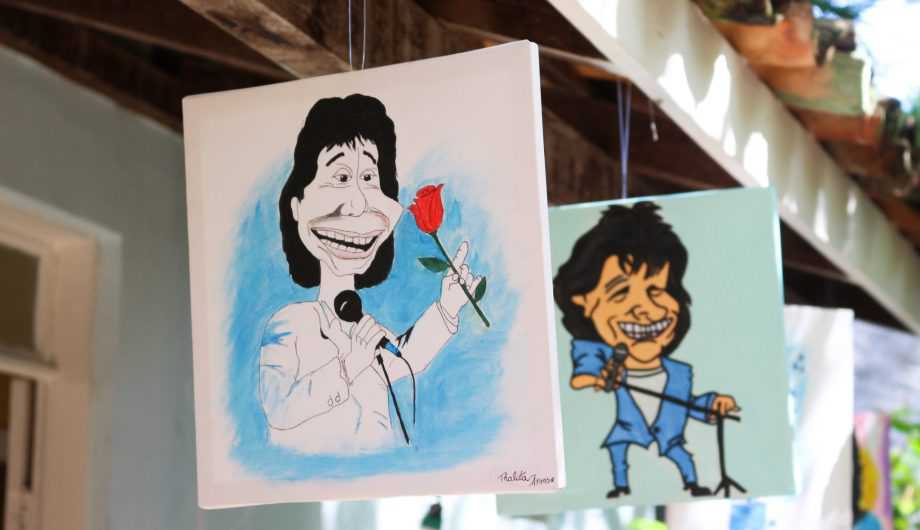 Apresentações musicais abrem programação do aniversário de Roberto Carlos