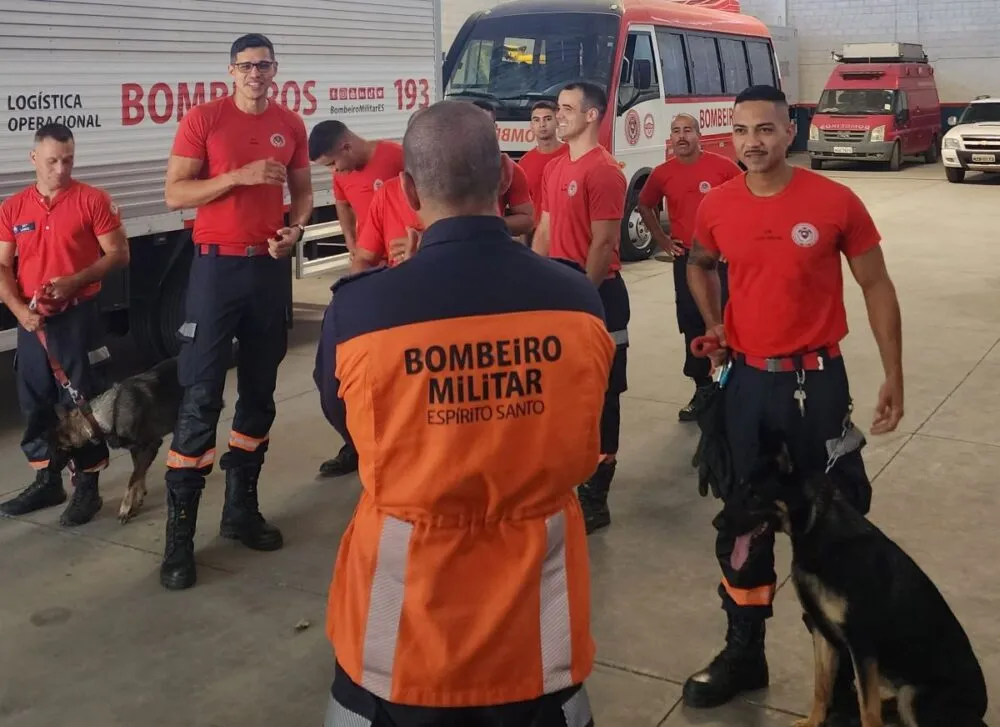 Bombeiros capixabas partem para o Rio Grande do Sul
