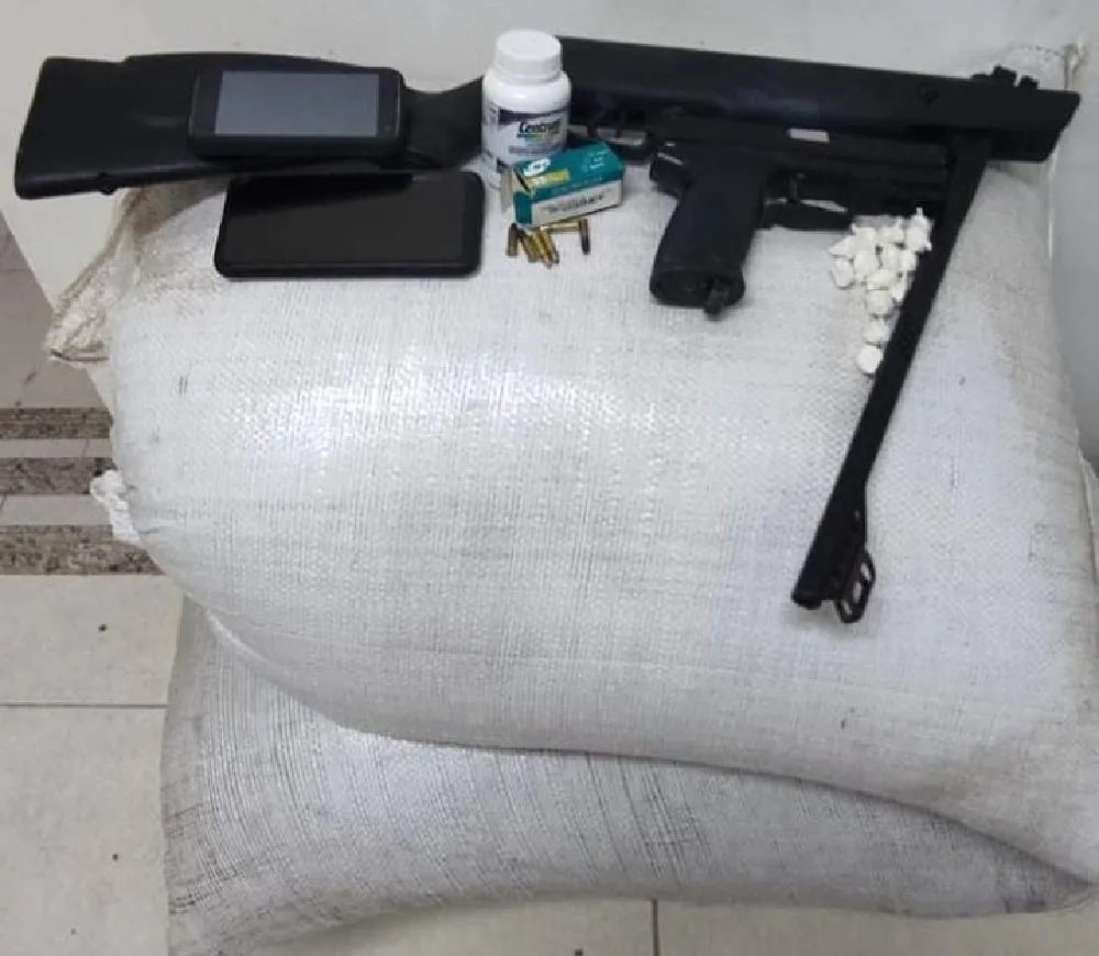 Homem é preso por furtar sacas de café