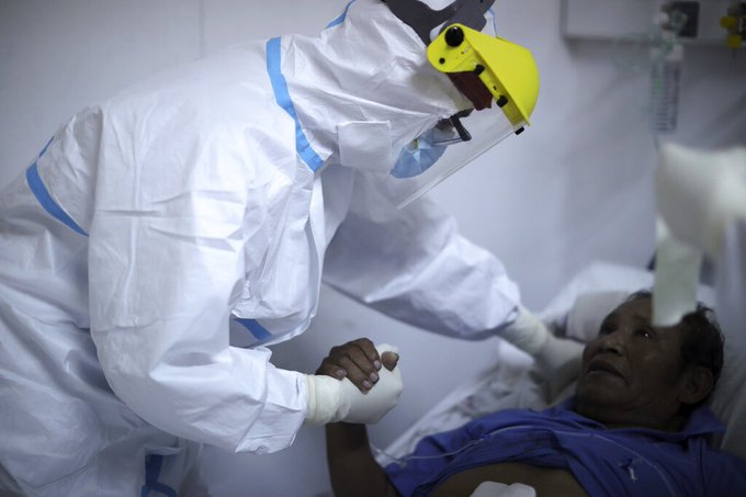 Argentina registra aumento de quase 30% dos casos de covid-19 em uma semana e enfrenta 4ª onda da pandemia