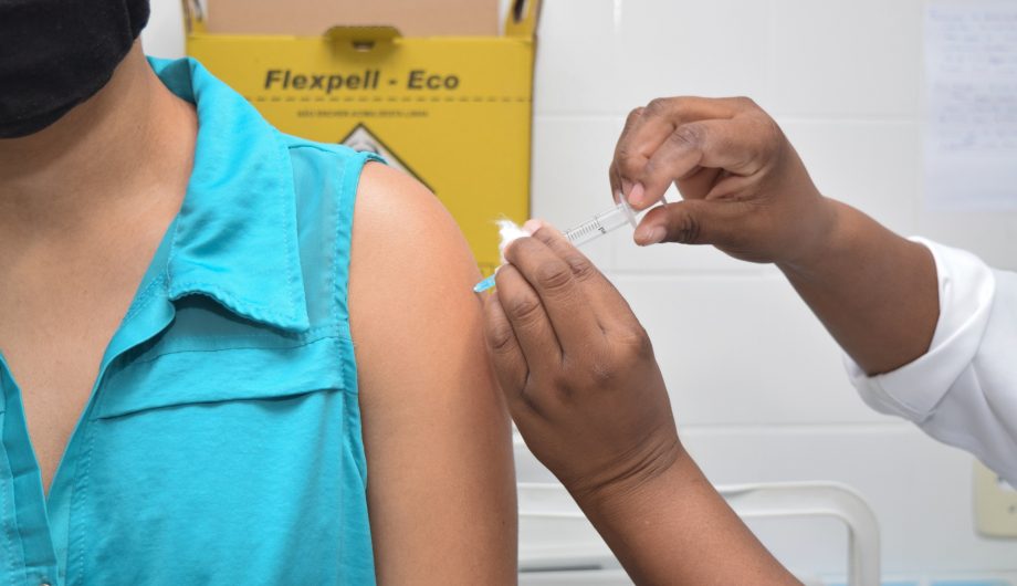 Covid-19: público entre 50 e 59 anos já pode tomar quarta dose em Cachoeiro