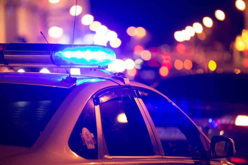 Mulher manda informação de blitz em grupo de mensagens e acaba presa em MG