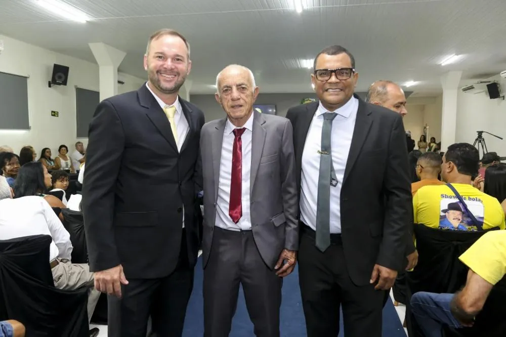 Câmara e Prefeitura garantem três novos veículos para reforçar o transporte de pacientes em Atílio Vivacqua