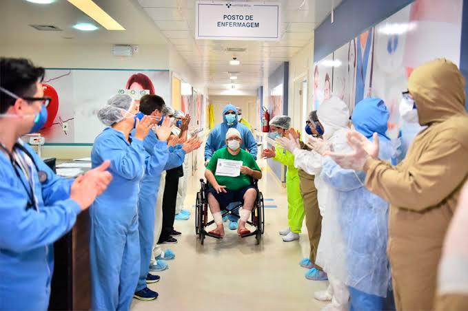 Brasil ultrapassa EUA e é o país com maior número de curados da Covid-19