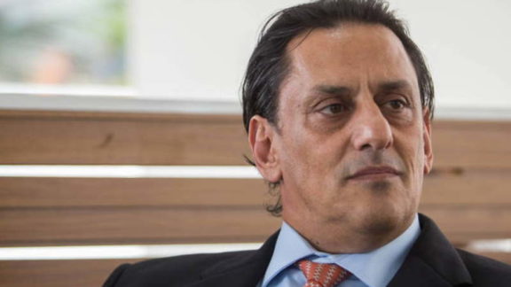 Wassef diz que Queiroz seria morto e que tentariam incriminar a família Bolsonaro