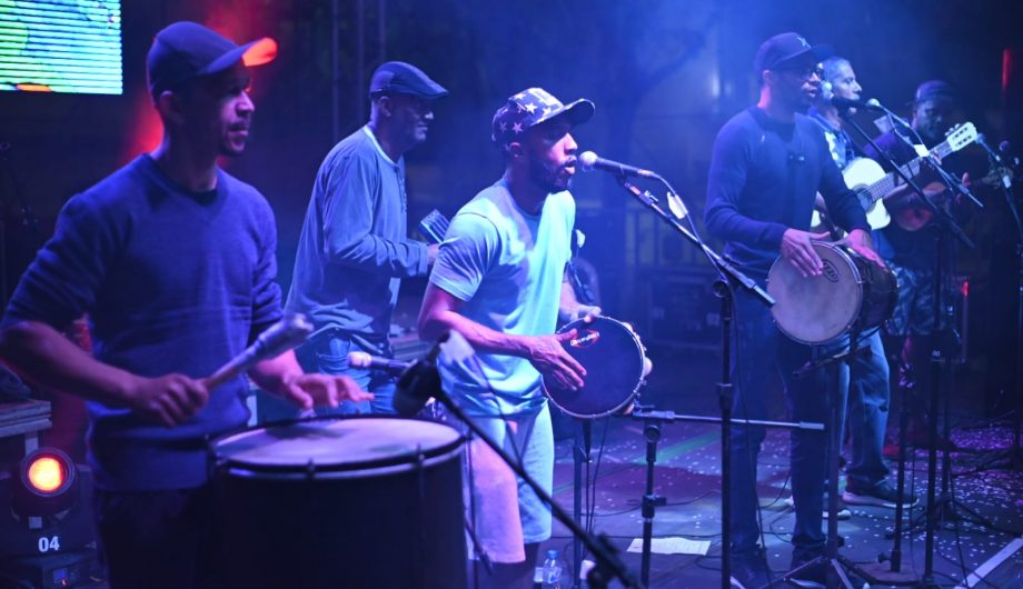 Grupo de samba se apresenta no próximo Sextou na Praça