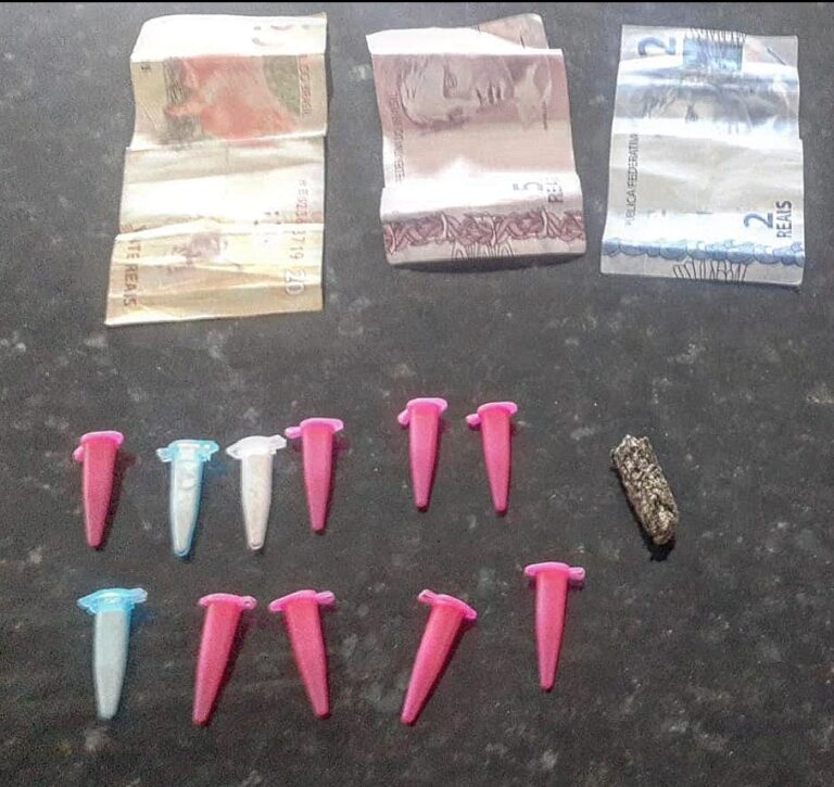 Meninos de 13 e 17 anos são apreendidos com drogas em Guaçuí