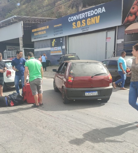 Motociclista fica ferido em acidente em Cachoeiro