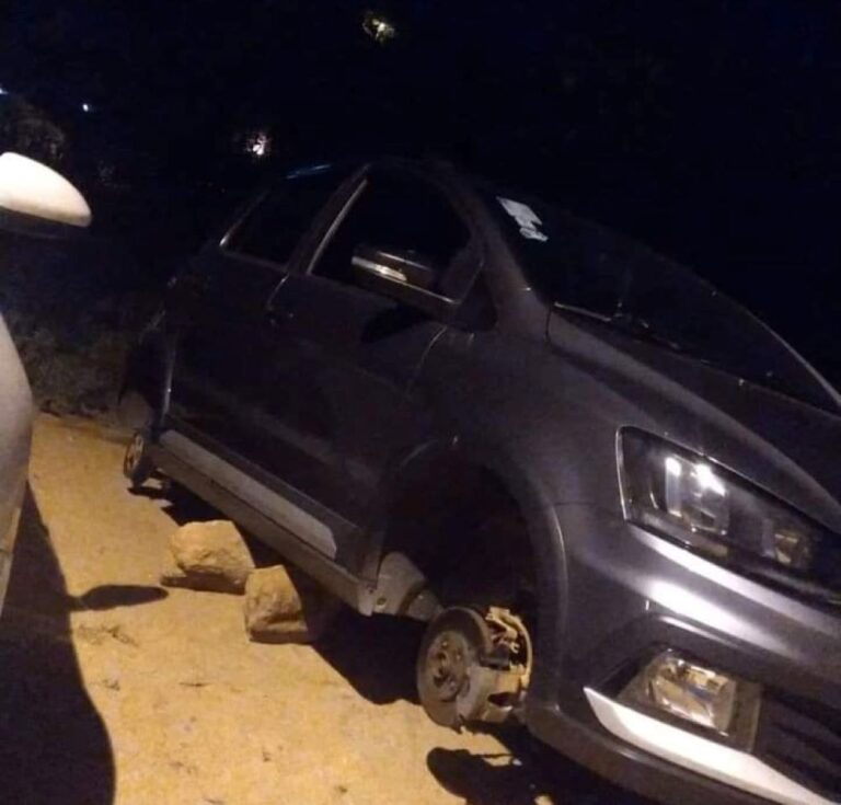 Homem suspeito de roubo de rodas é preso no momento da venda