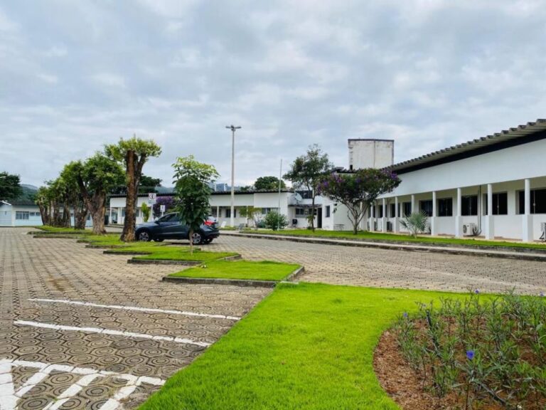 Ufes abre concurso público com salário de até R$ 4,6 mil