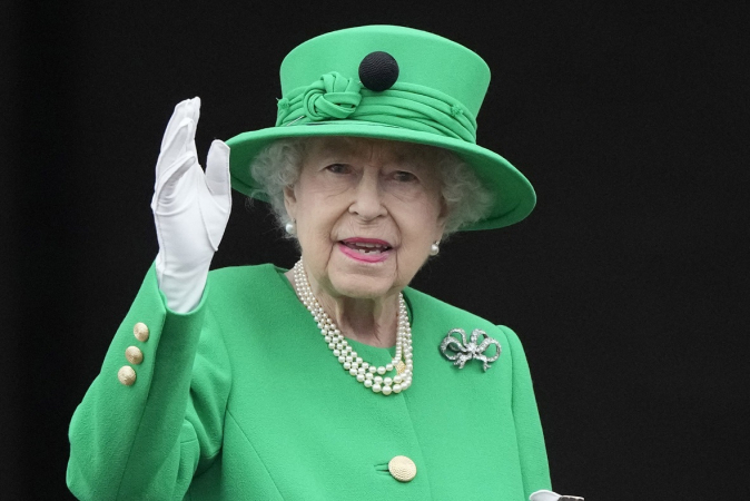 Rainha Elizabeth II morre aos 96 anos