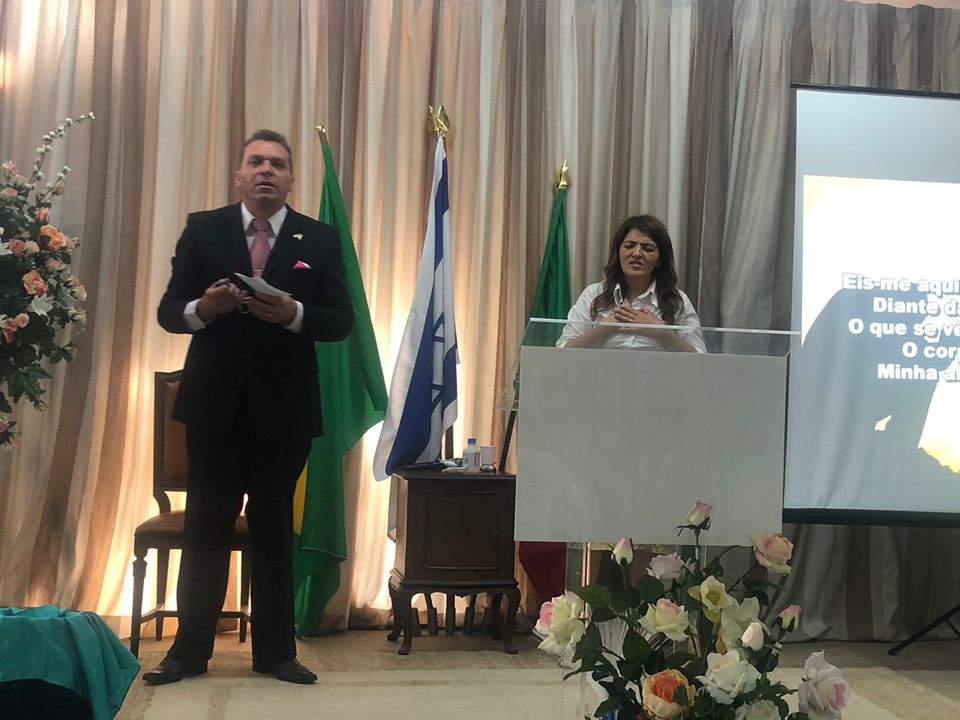 Pastor brasileiro tem chamado na Europa