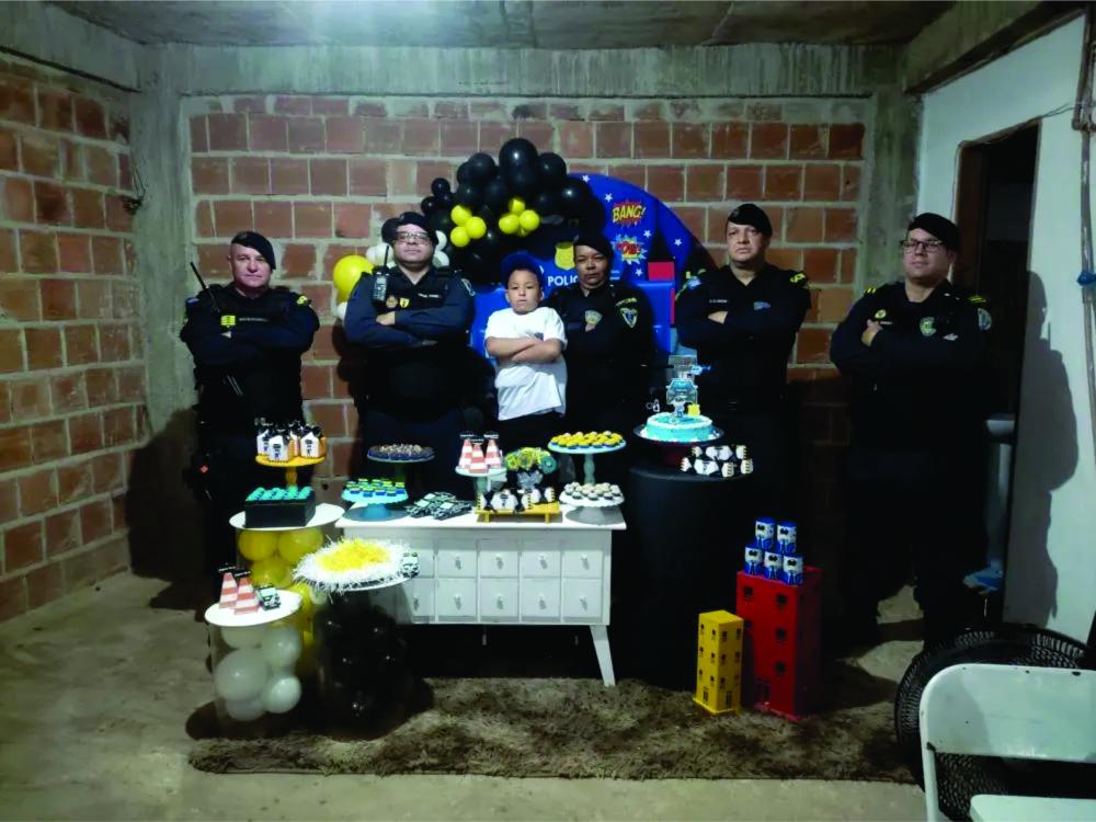 Guarda Municipal prestigia aniversário de menino em Coutinho