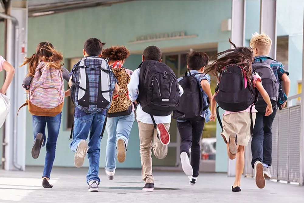 Escola terá que pagar R$ 75 mil de indenização a aluno que perdeu rim após queda