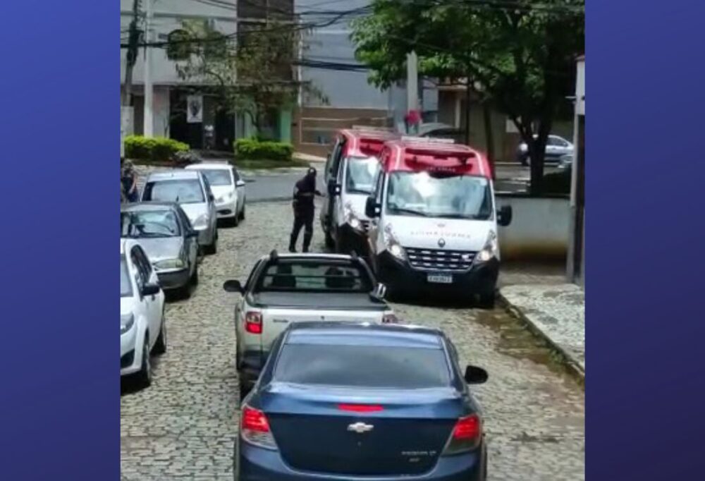 Estudante de 15 anos ataca quatro alunos de escola pública com estilete