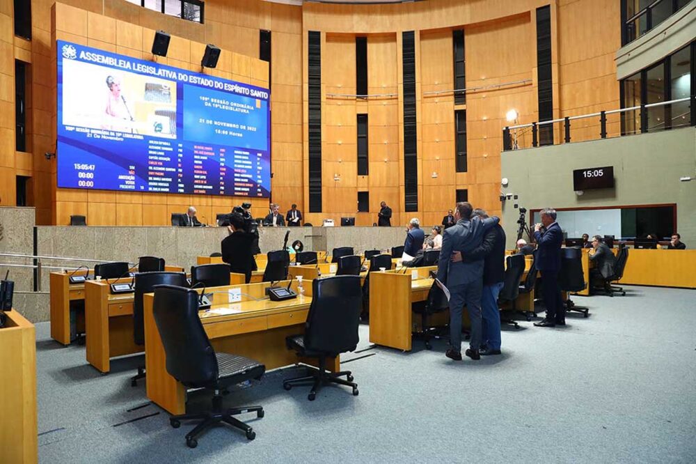 Assembleia Legislativa aprova abonos de R$ 1,5 mil e R$ 7,2 mil