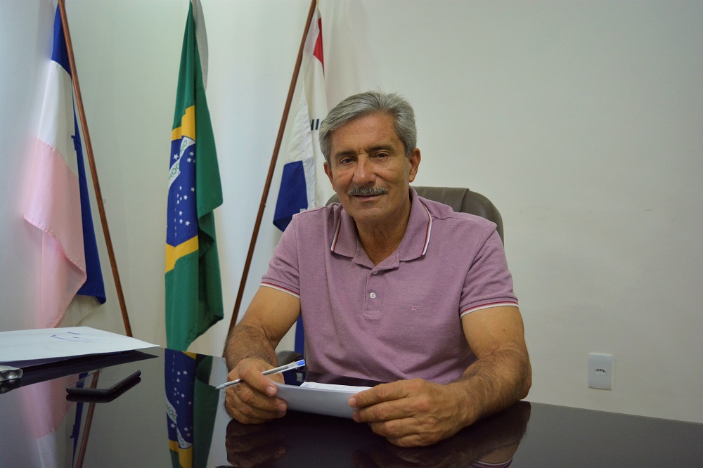Prefeito de Kennedy anuncia abono de R$ 2,5 mil para servidores