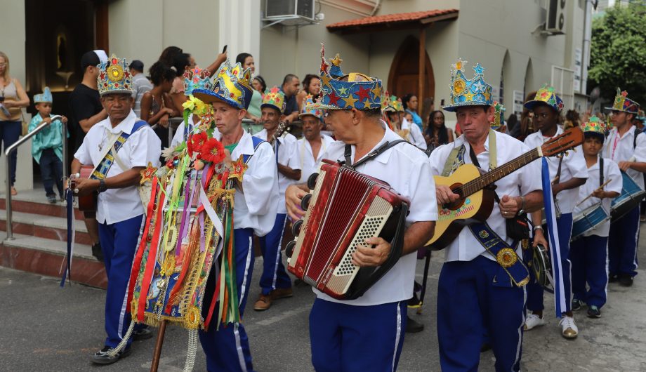Folia de Reis anima final de semana em Cachoeiro