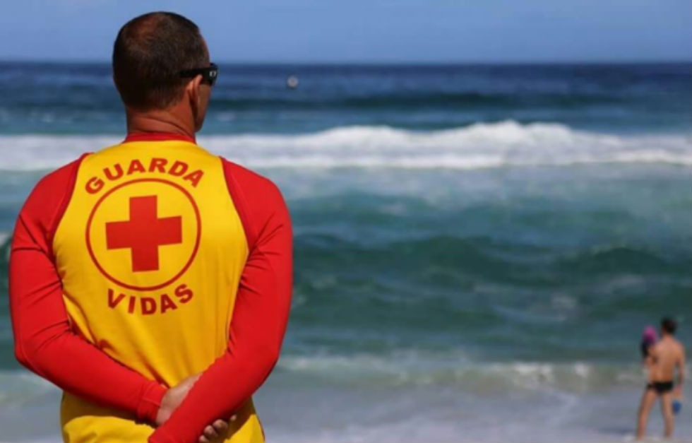 Prefeitura de Piúma abre vagas para guarda-vidas