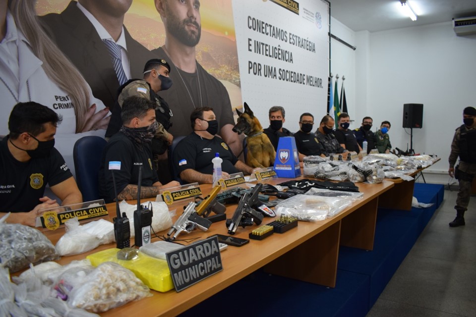 Polícia Civil detém 57 suspeitos na 9ª fase da Operação Caim no ES; foram apreendidas 23 armas e drogas