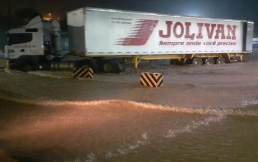 Iconha: Áudio indica possível soterramento após chuvas na cidade